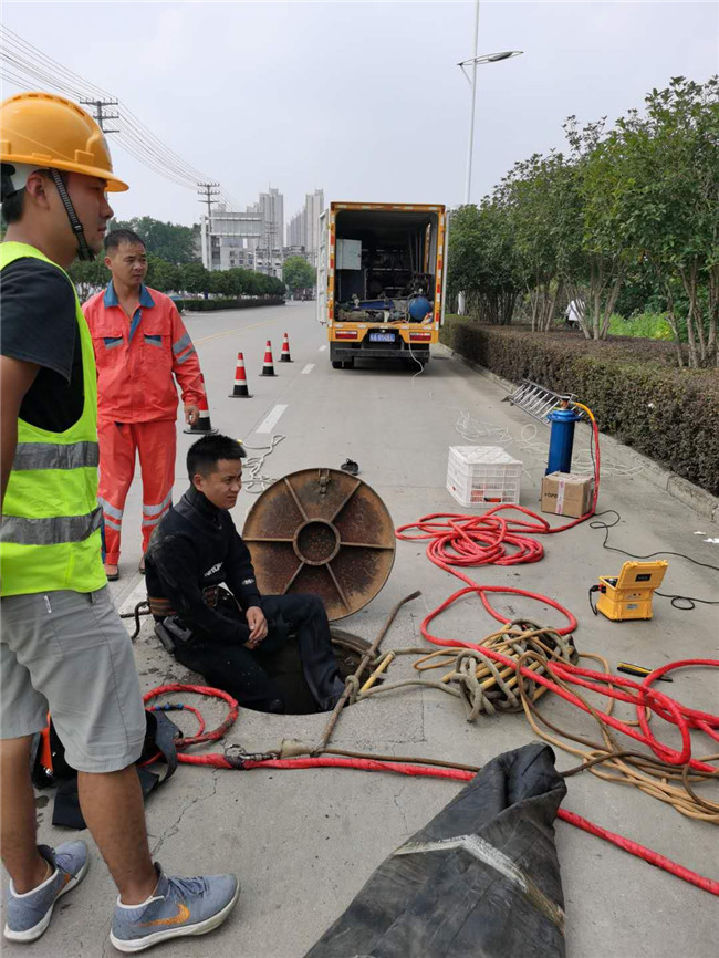 焉耆翻衬法管道修复技术主要工序
